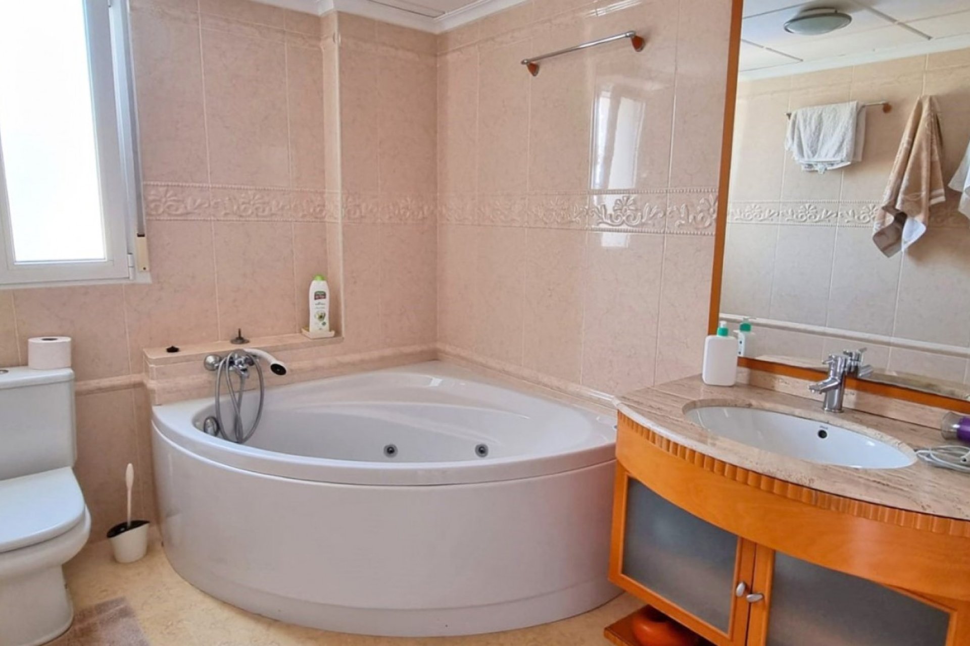 Resale - Villa -
Torrevieja - La Mata
