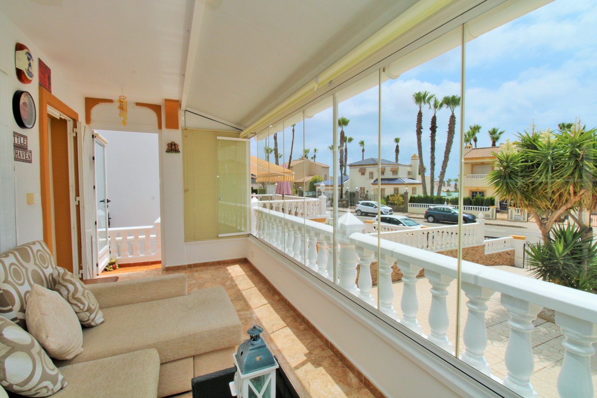Resale - Villa -
Villamartín - Los Dolses