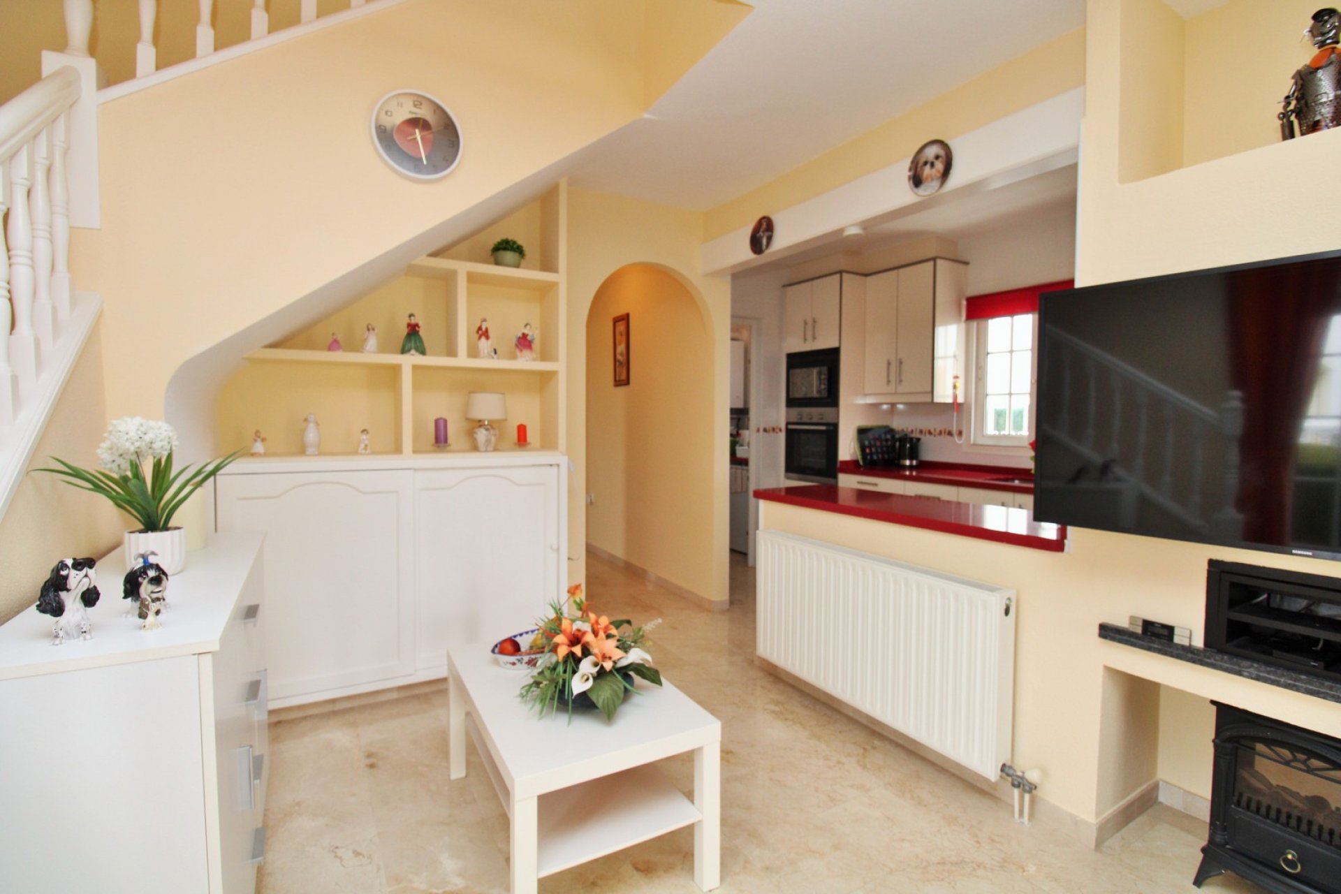Resale - Villa -
Villamartín - Los Dolses