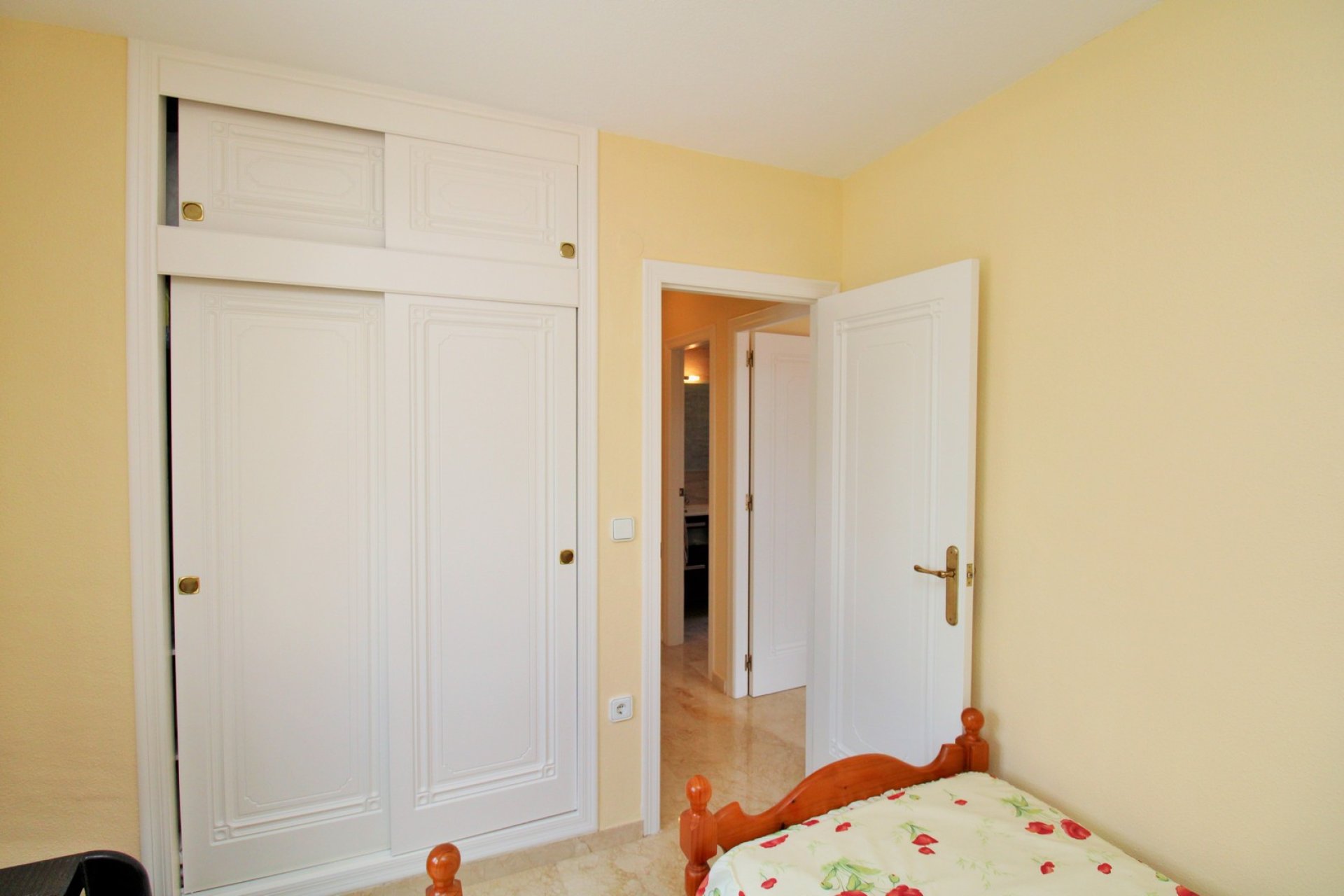 Resale - Villa -
Villamartín - Los Dolses