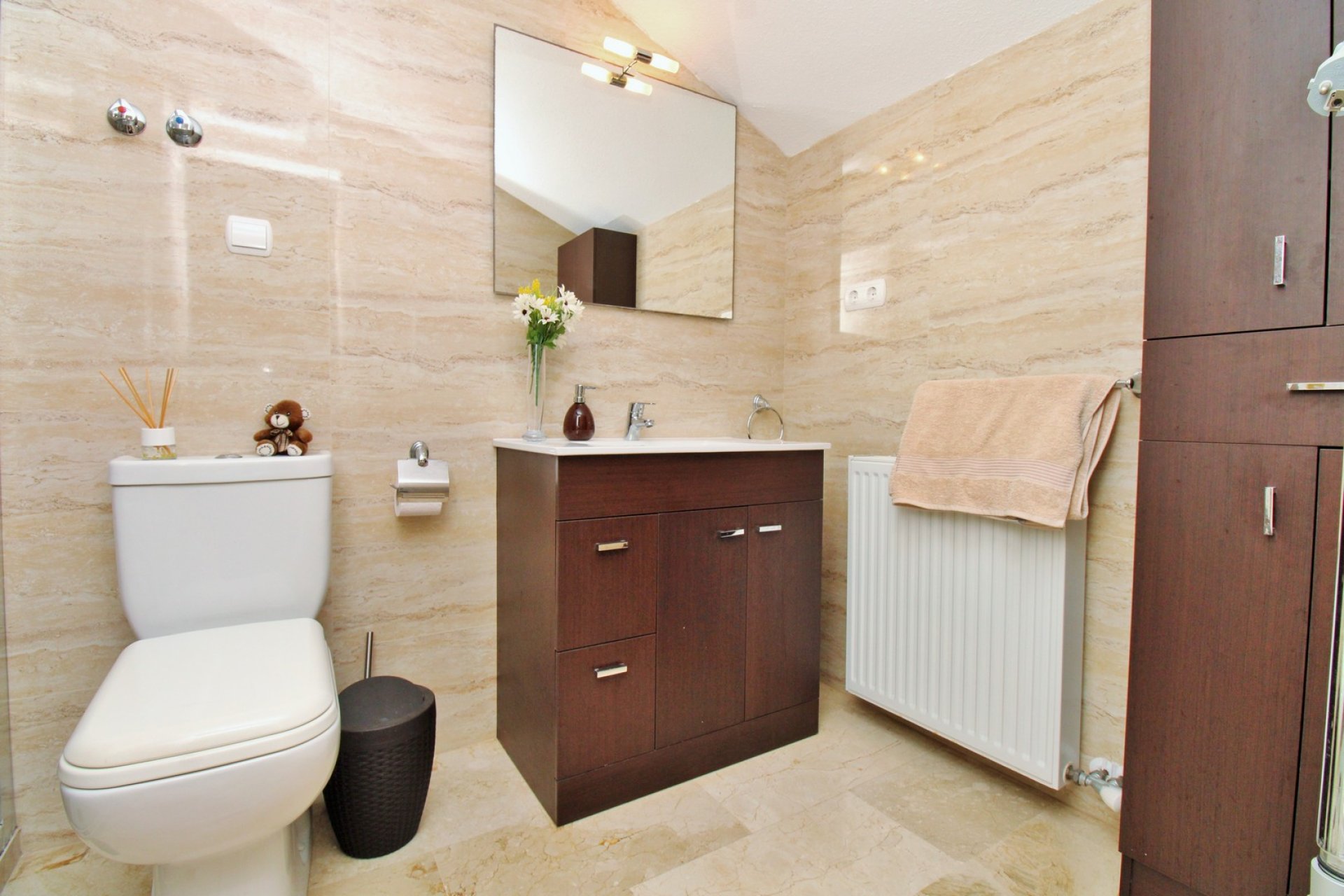 Resale - Villa -
Villamartín - Los Dolses