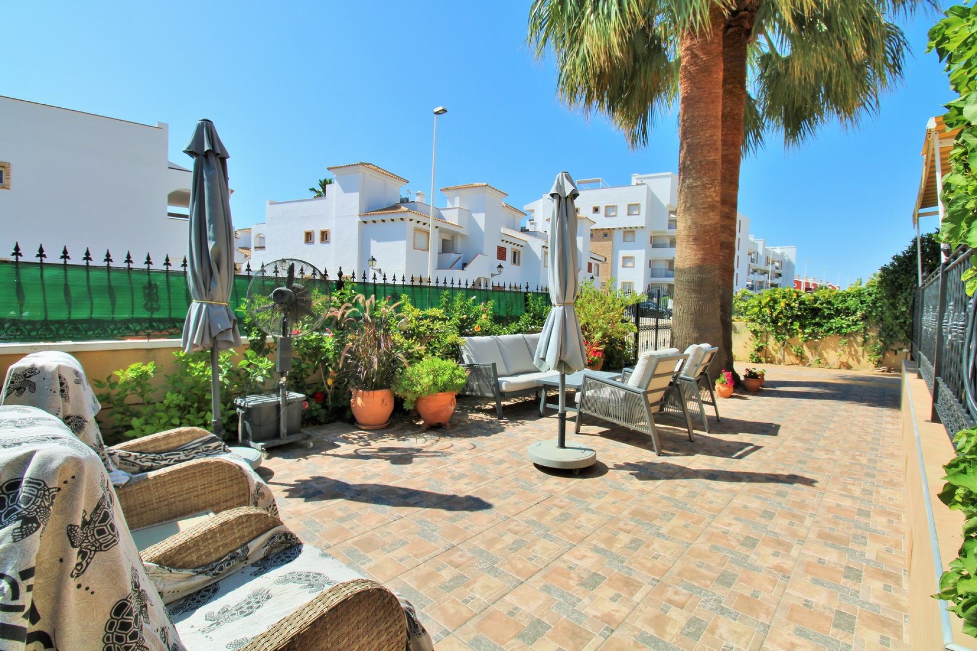 Resale - Villa -
Villamartín - Los Dolses