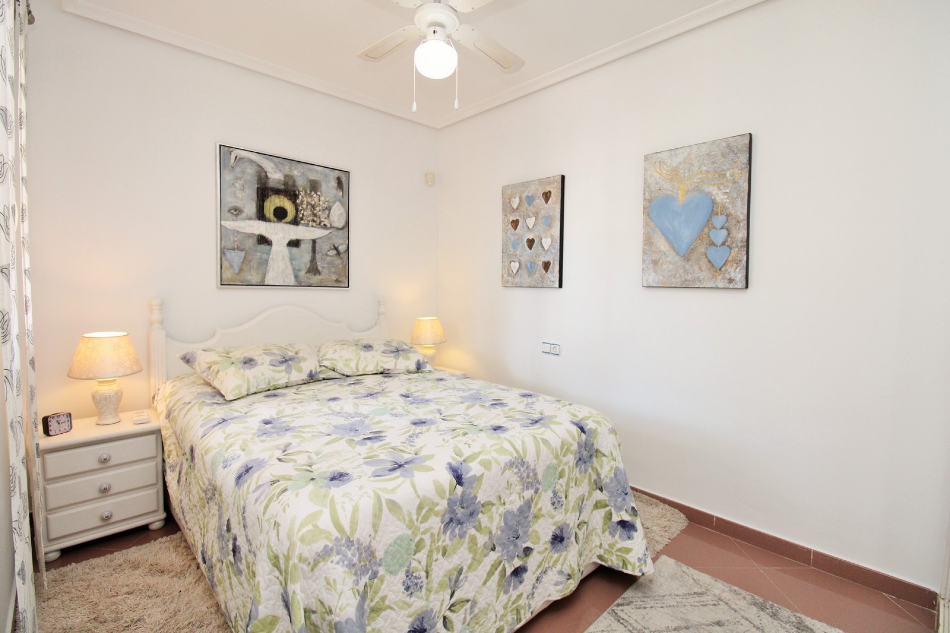 Resale - Villa -
Villamartín - Los Dolses