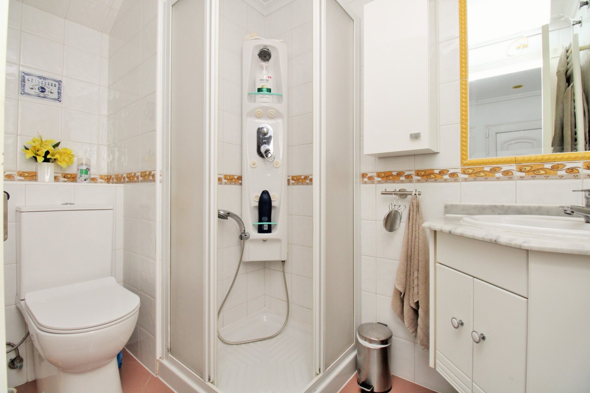 Resale - Villa -
Villamartín - Los Dolses