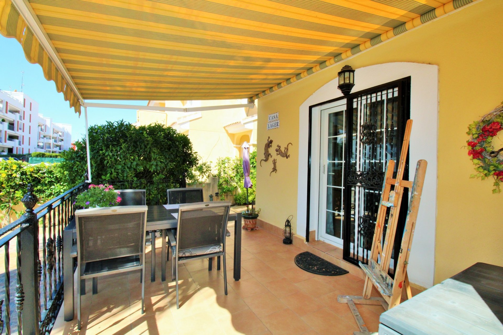 Resale - Villa -
Villamartín - Los Dolses