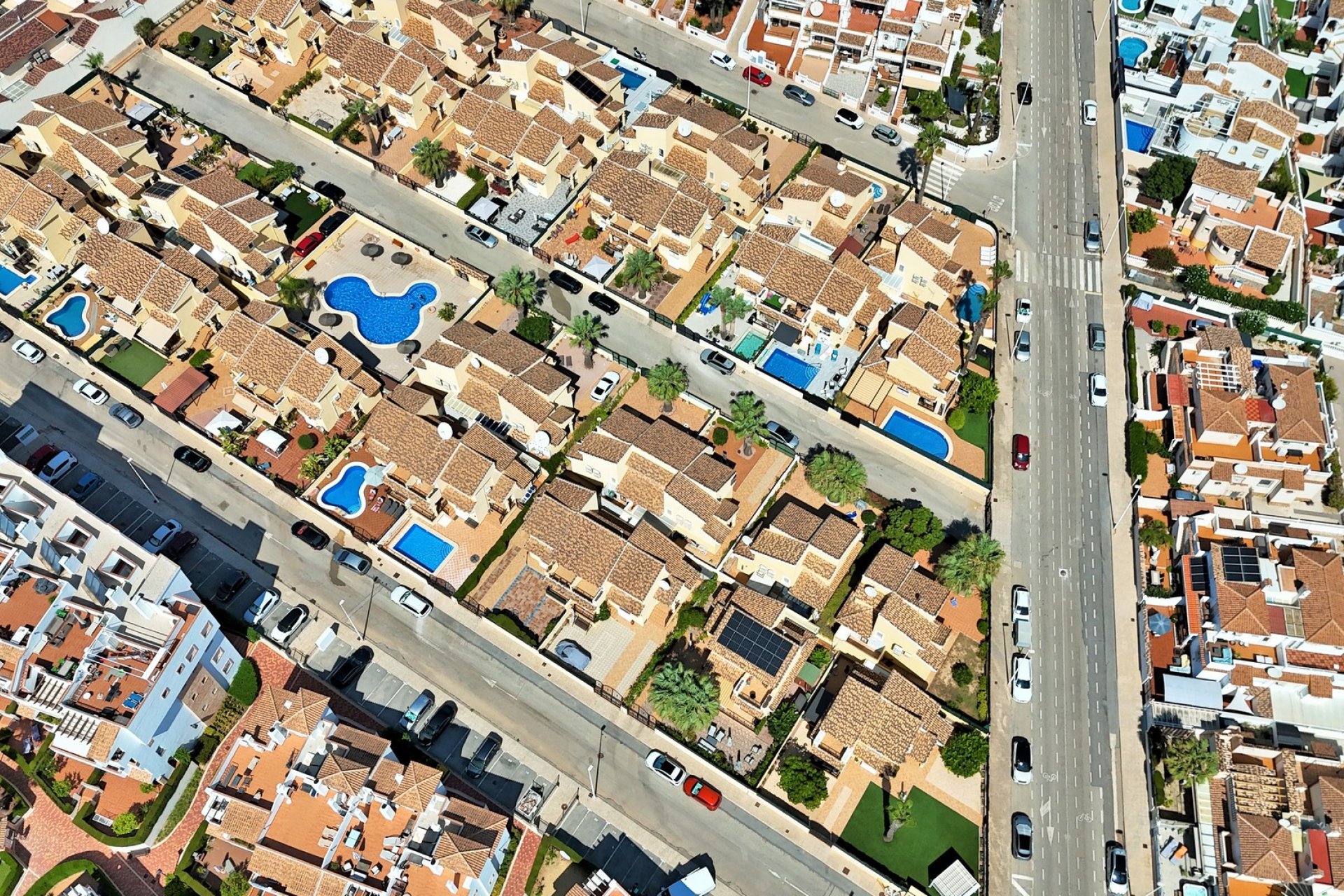 Resale - Villa -
Villamartín - Los Dolses