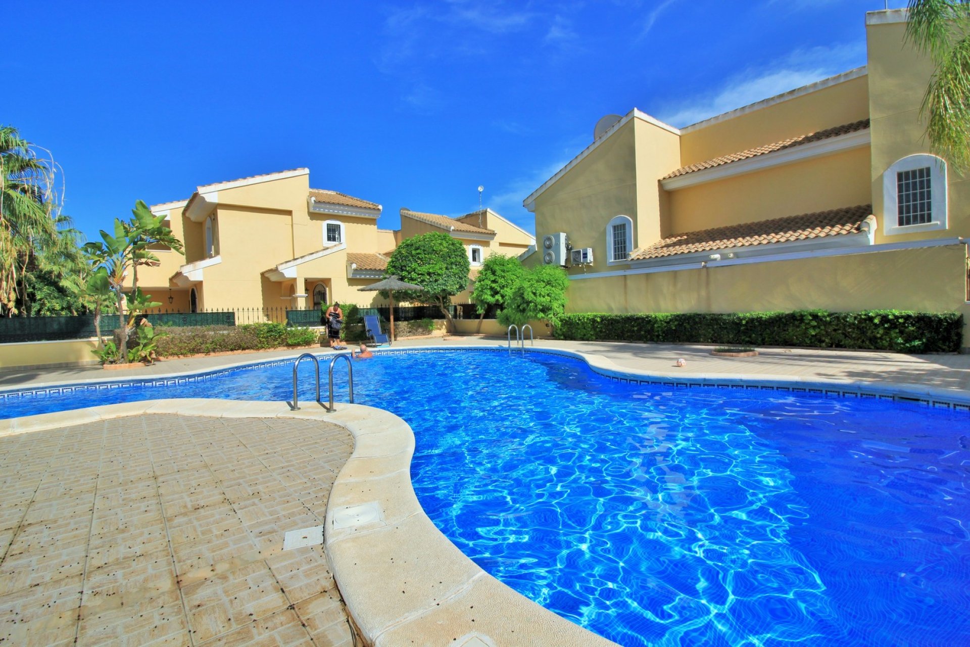 Resale - Villa -
Villamartín - Los Dolses
