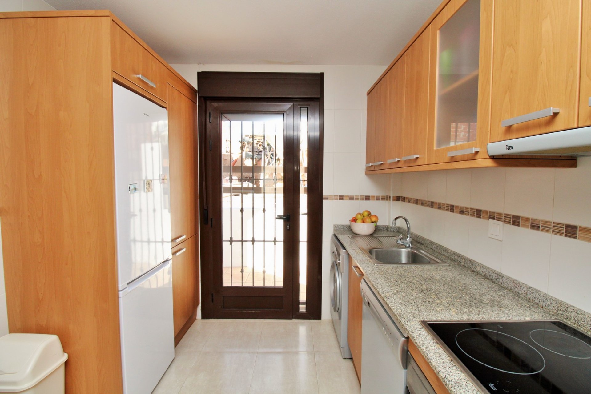 Resale - Villa -
Villamartín - PAU 8