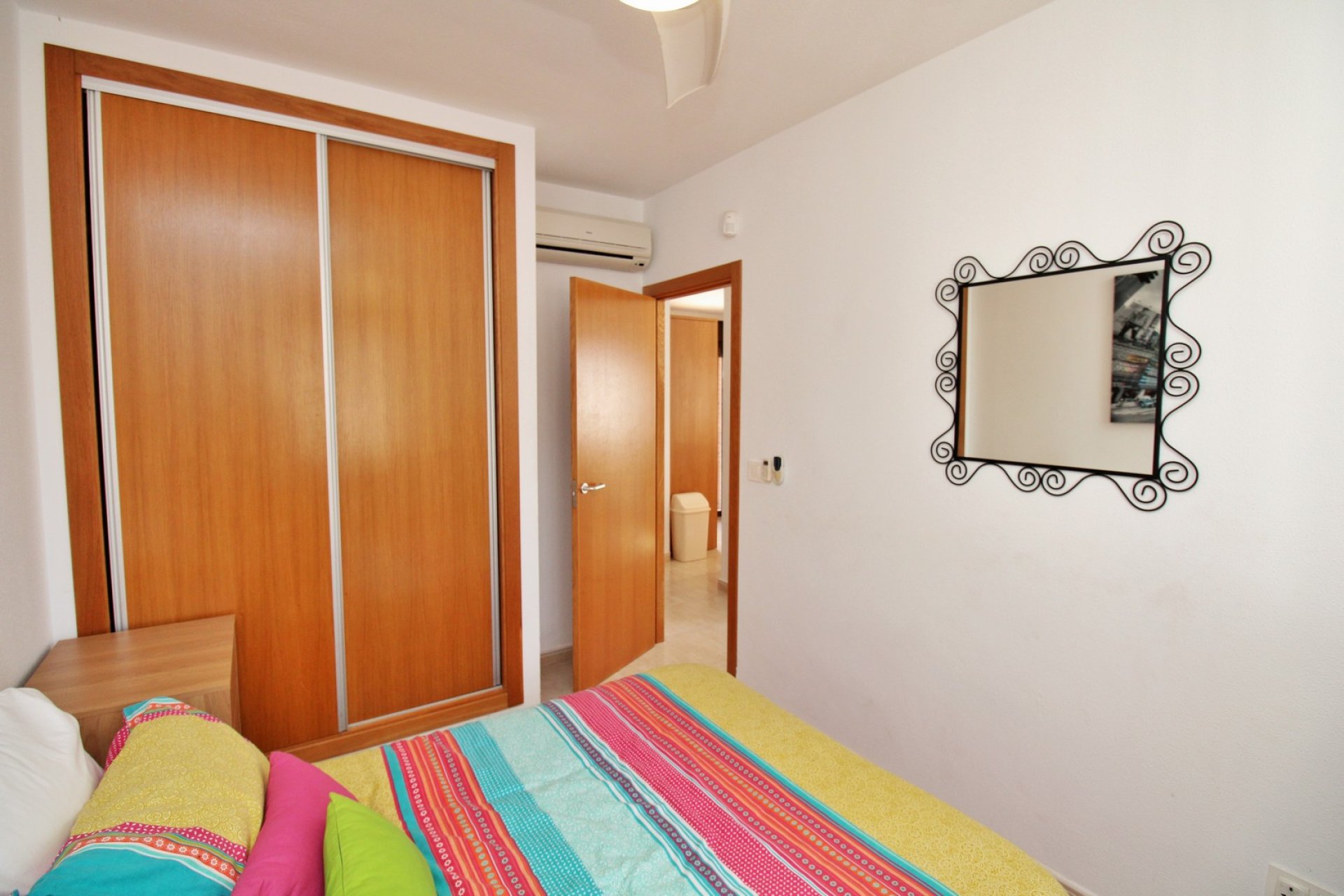 Resale - Villa -
Villamartín - PAU 8