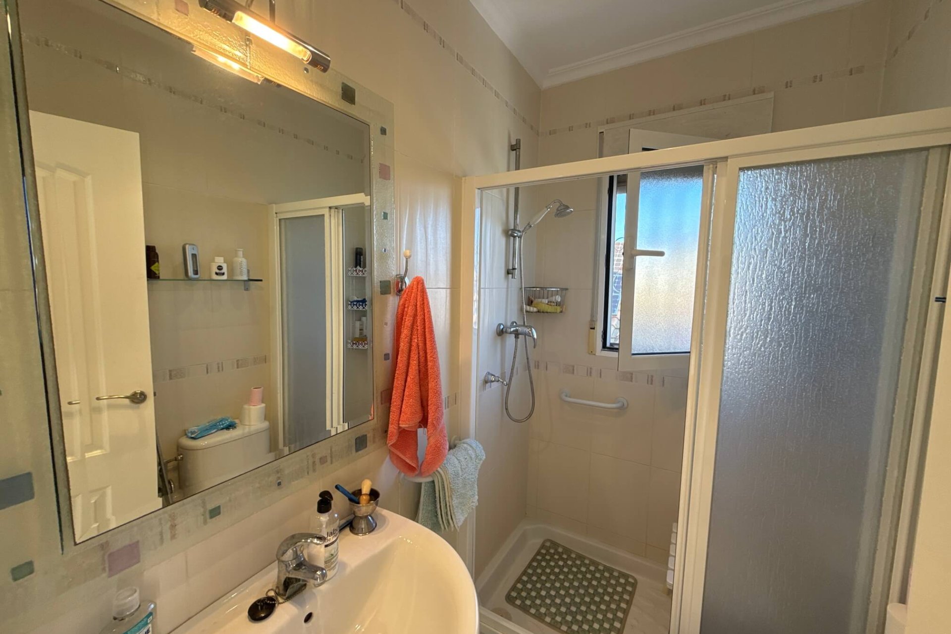 Resale - Villa -
Villamartín - Villamartin