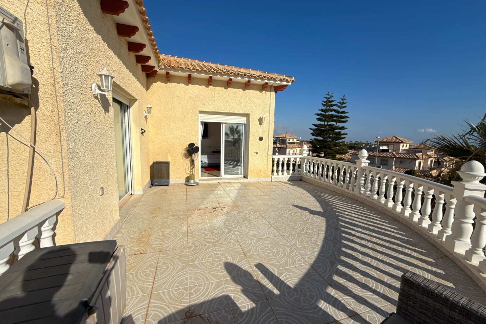 Resale - Villa -
Villamartín - Villamartin