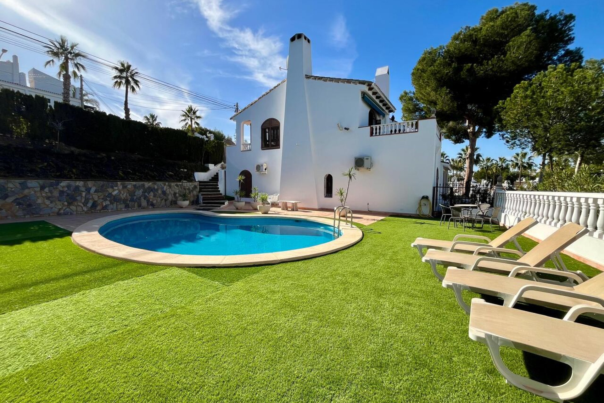 Resale - Villa -
Villamartín - Villamartin