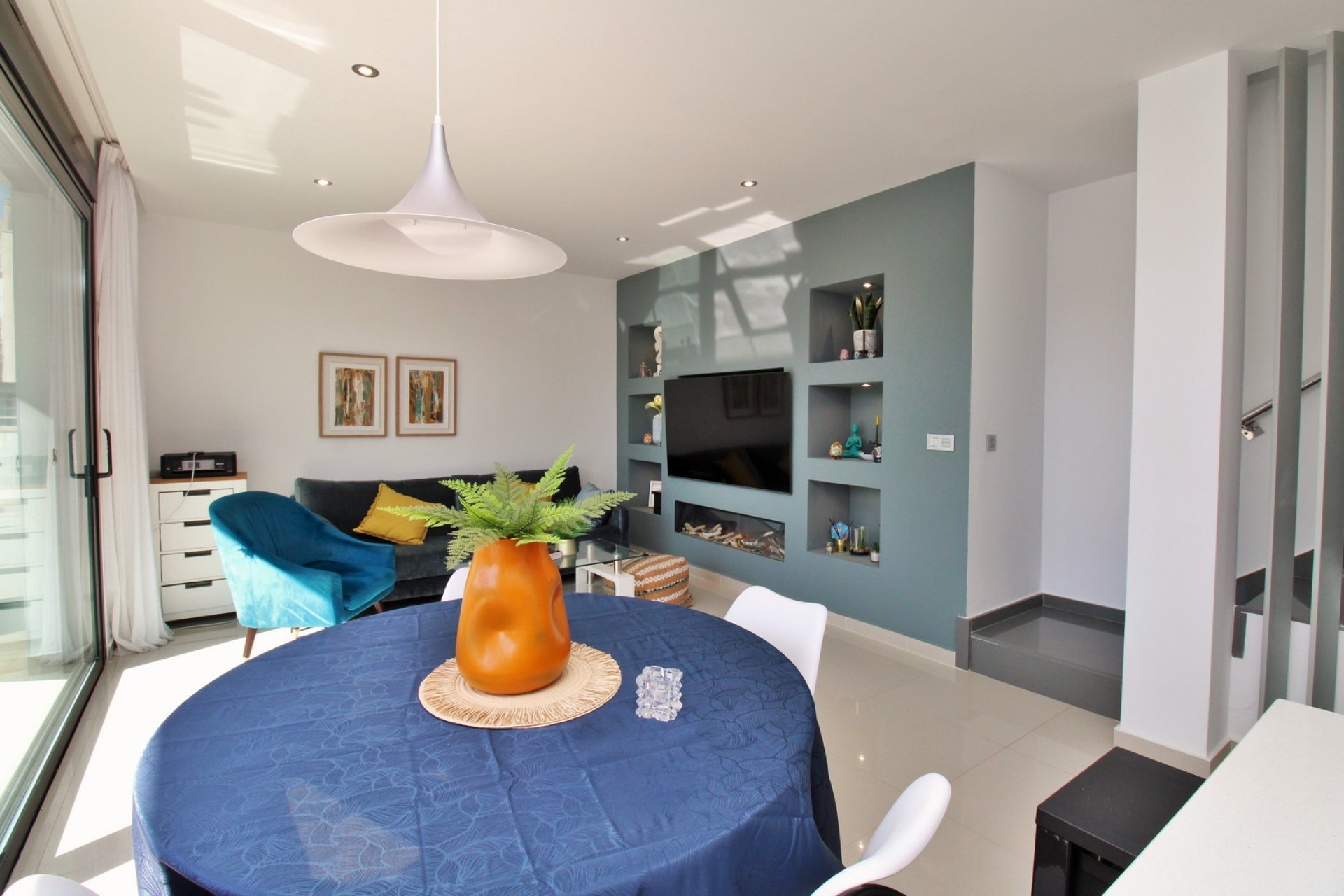 Resale - Villa -
Villamartín - Villamartin