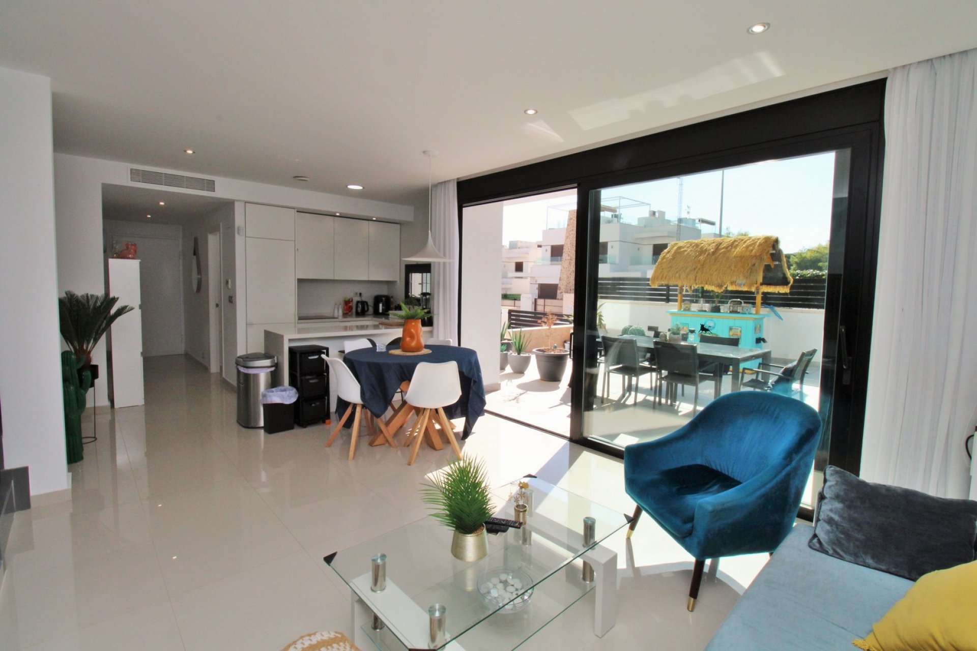 Resale - Villa -
Villamartín - Villamartin
