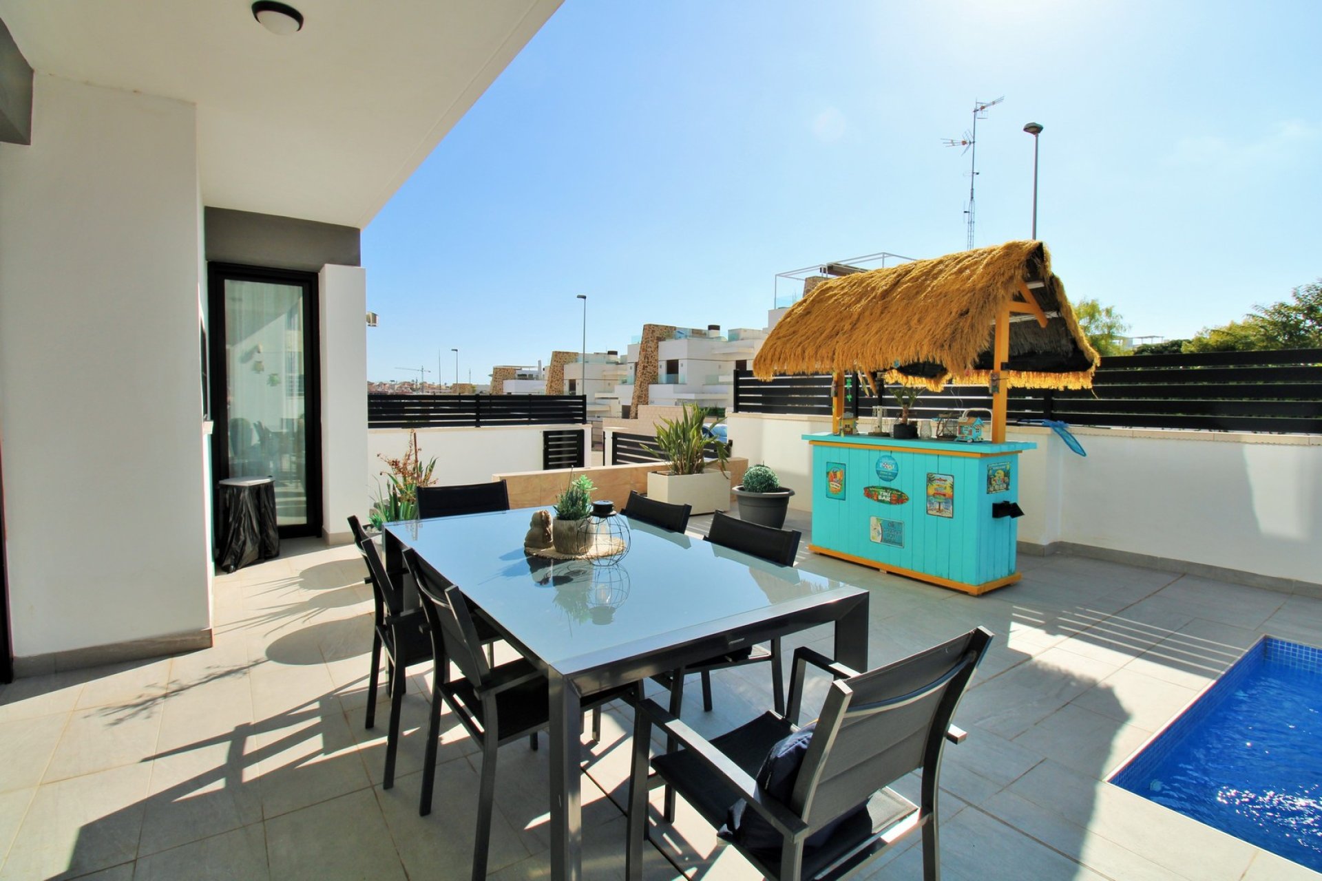 Resale - Villa -
Villamartín - Villamartin