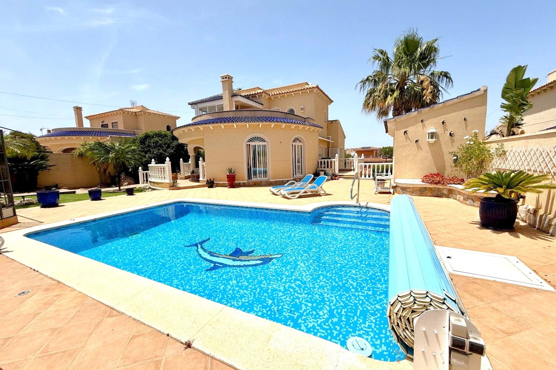 Resale - Villa -
Villamartín - Villamartin