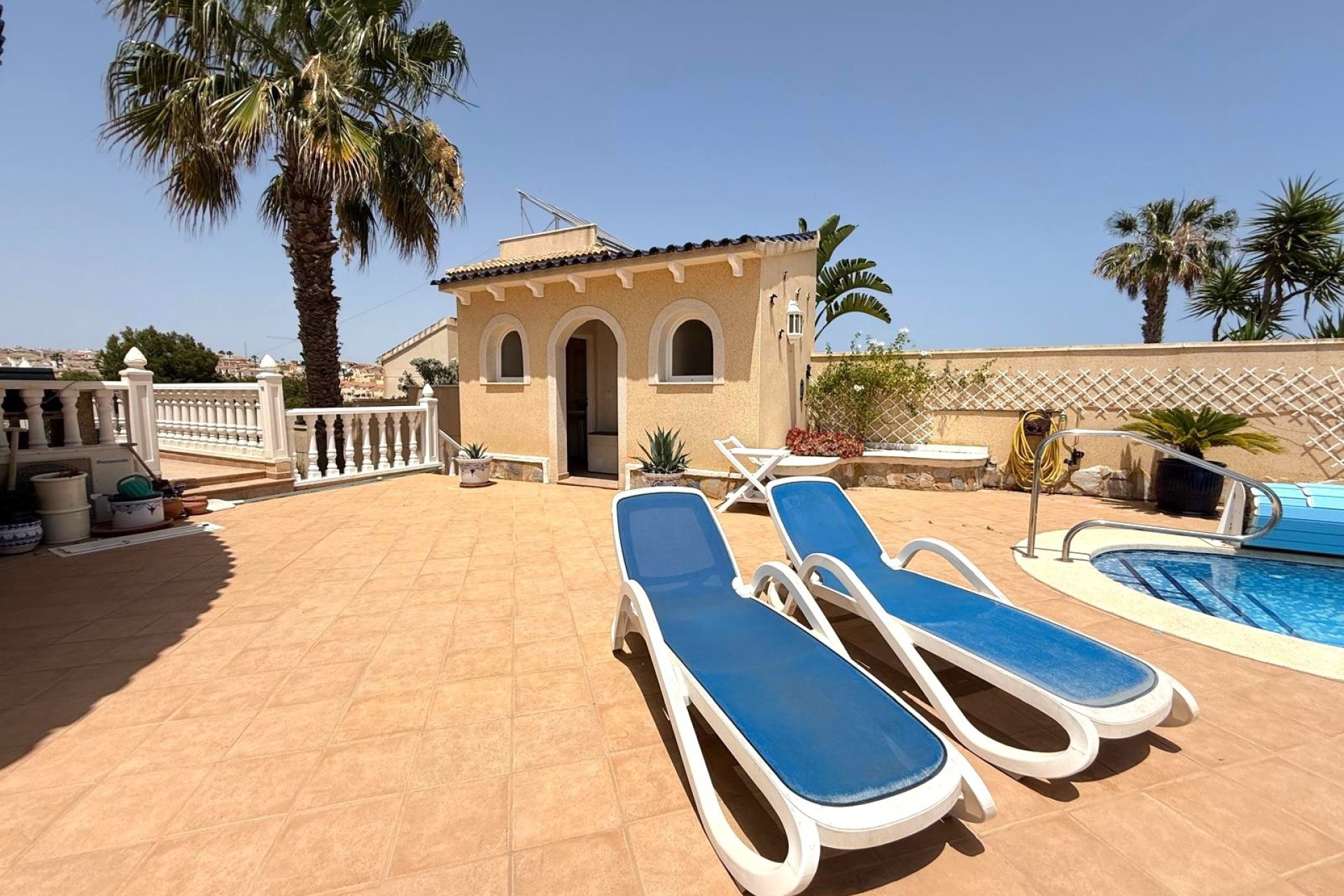 Resale - Villa -
Villamartín - Villamartin
