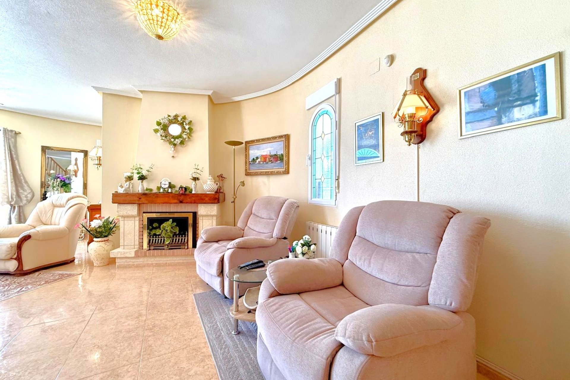 Resale - Villa -
Villamartín - Villamartin