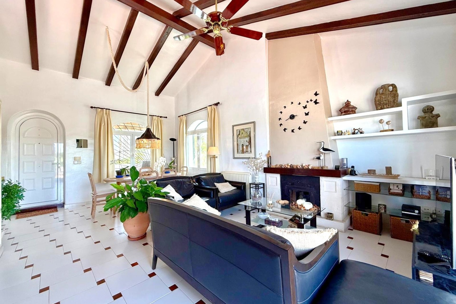 Resale - Villa -
Villamartín - Villamartin