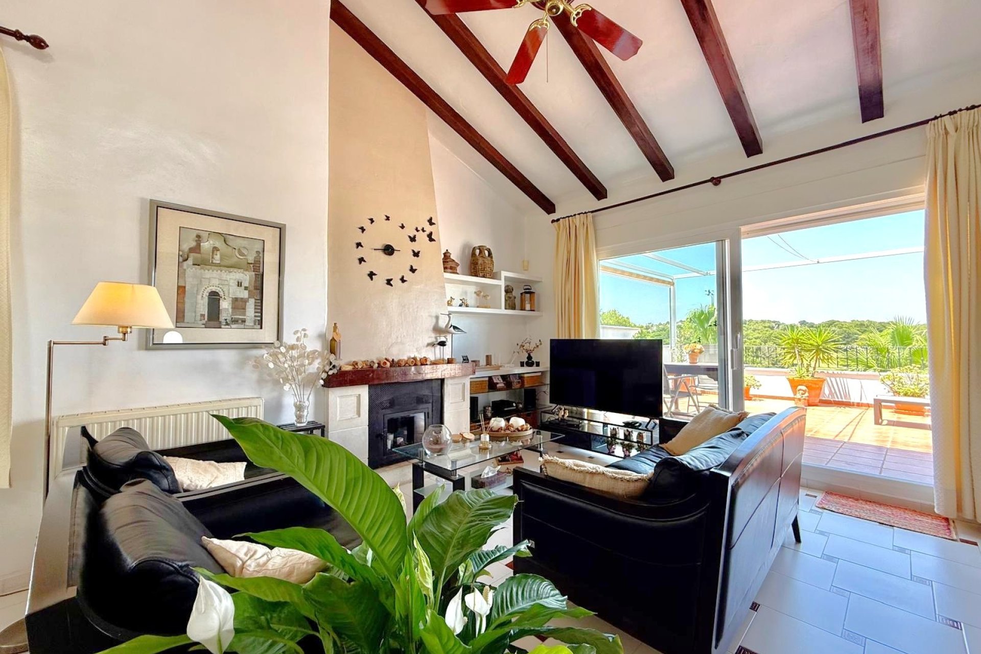 Resale - Villa -
Villamartín - Villamartin