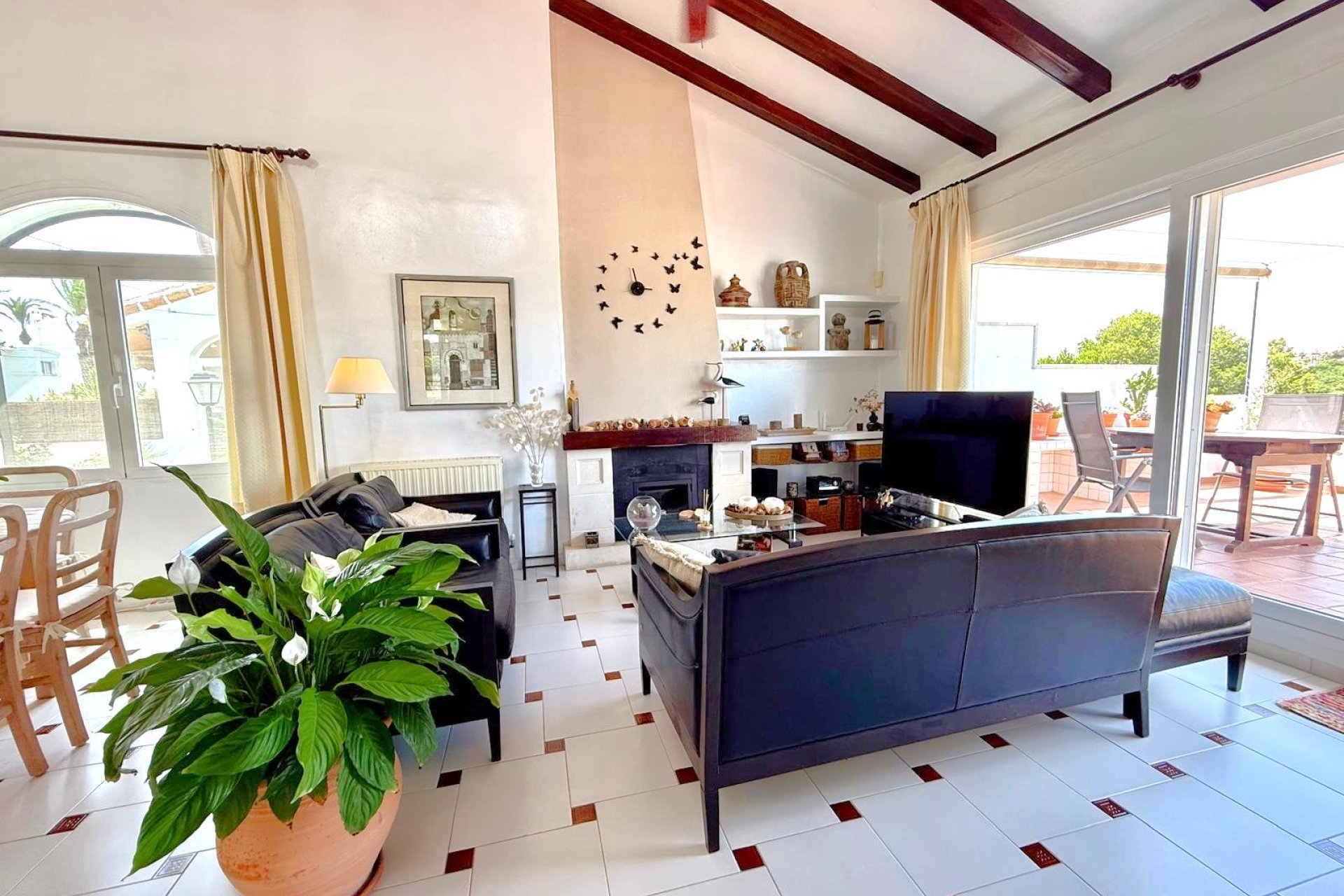 Resale - Villa -
Villamartín - Villamartin