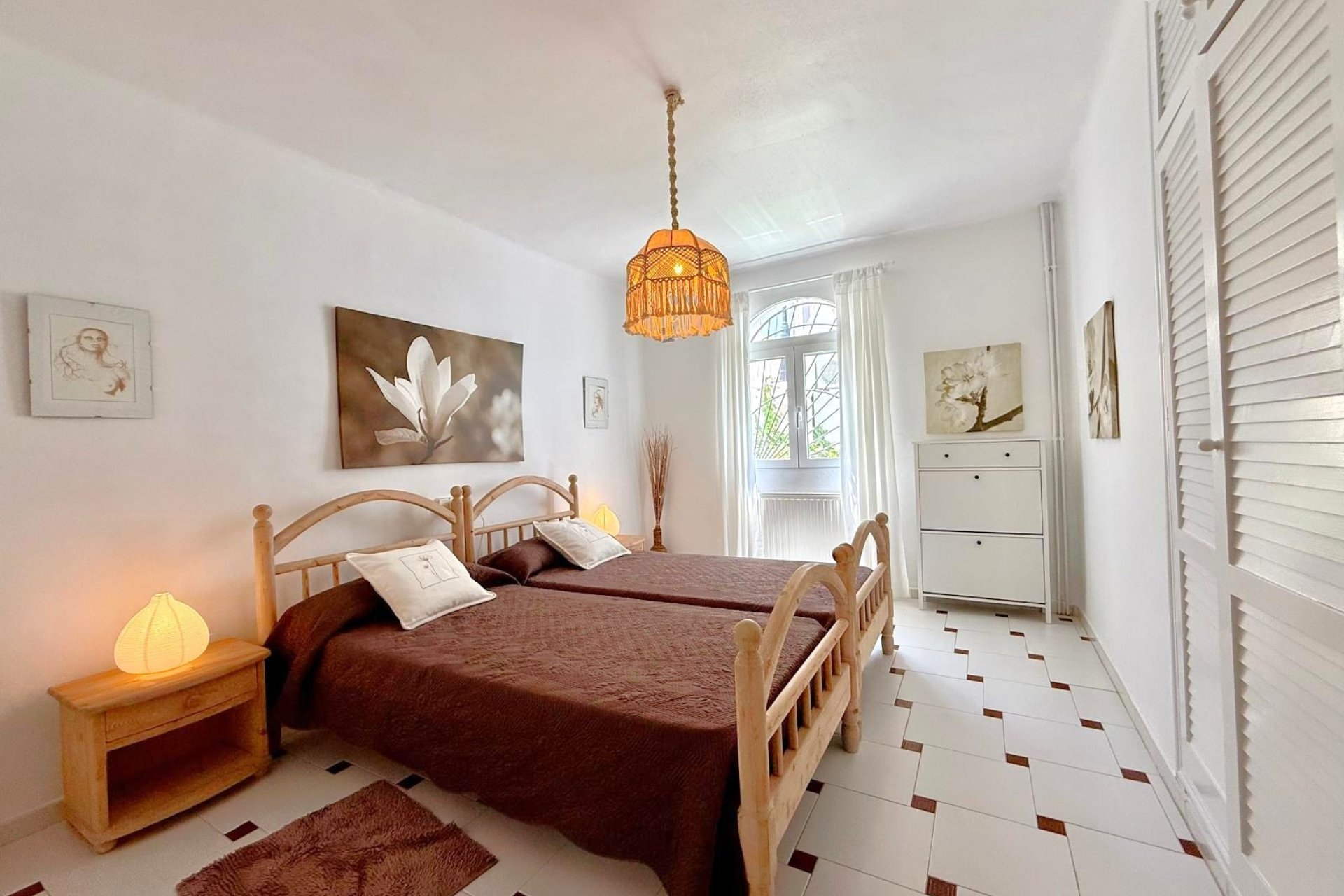 Resale - Villa -
Villamartín - Villamartin