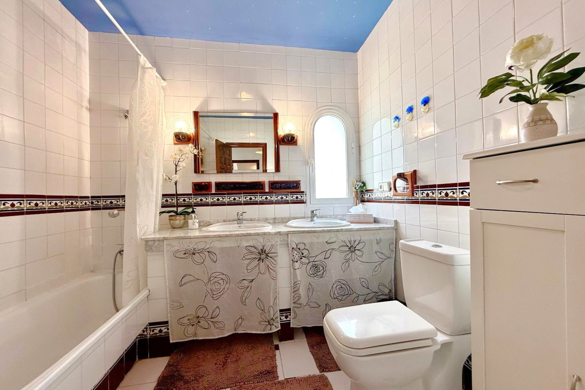 Resale - Villa -
Villamartín - Villamartin