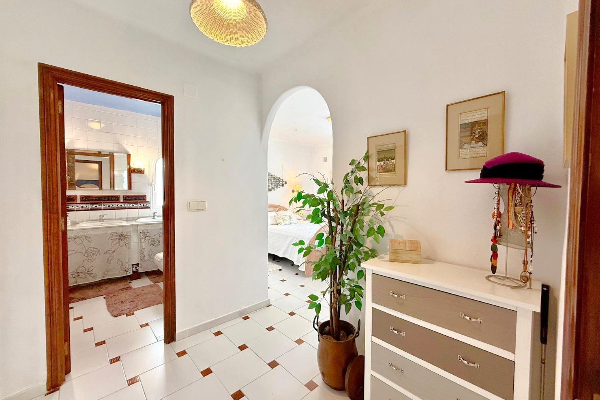 Resale - Villa -
Villamartín - Villamartin