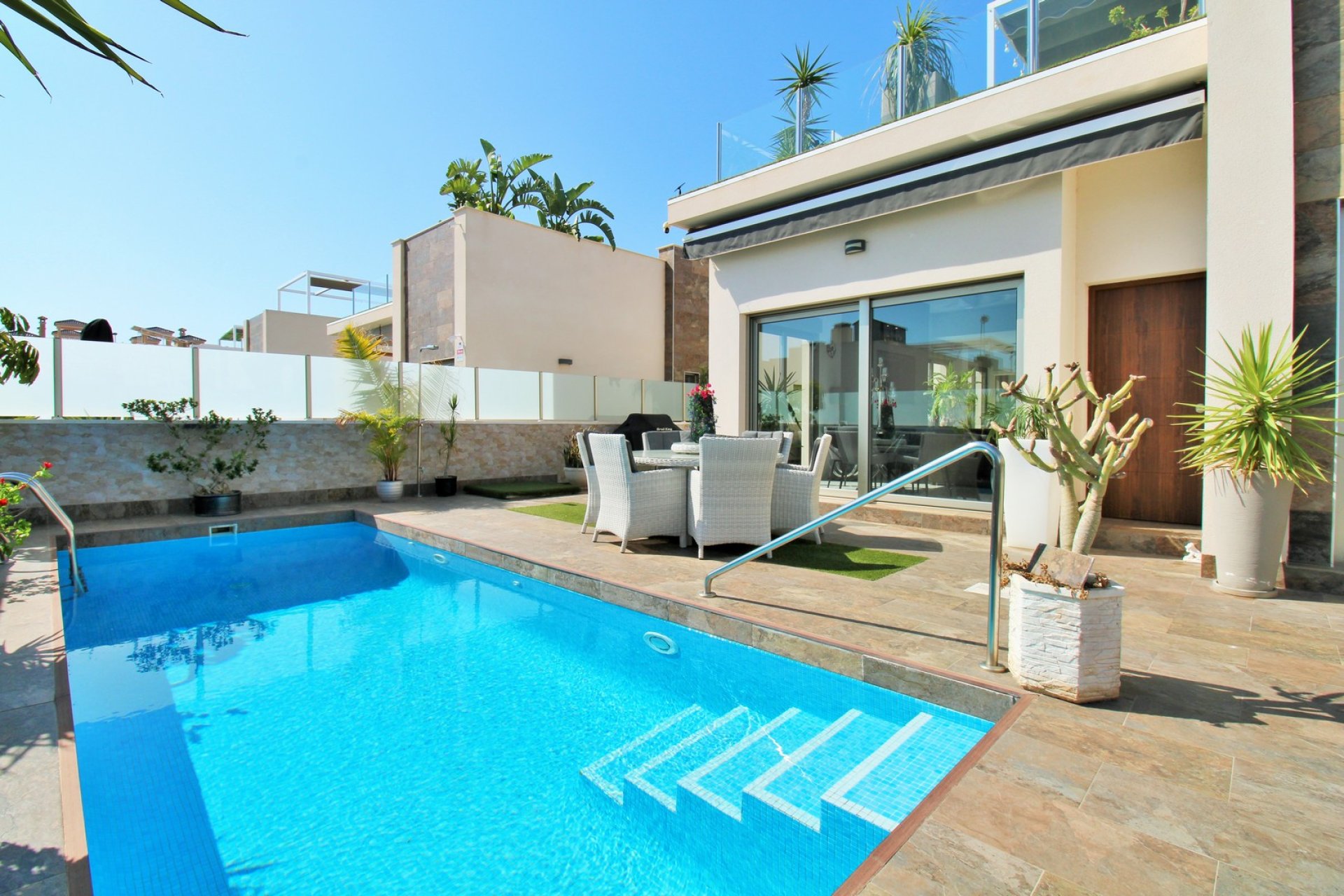 Resale - Villa -
Villamartín - Villamartin