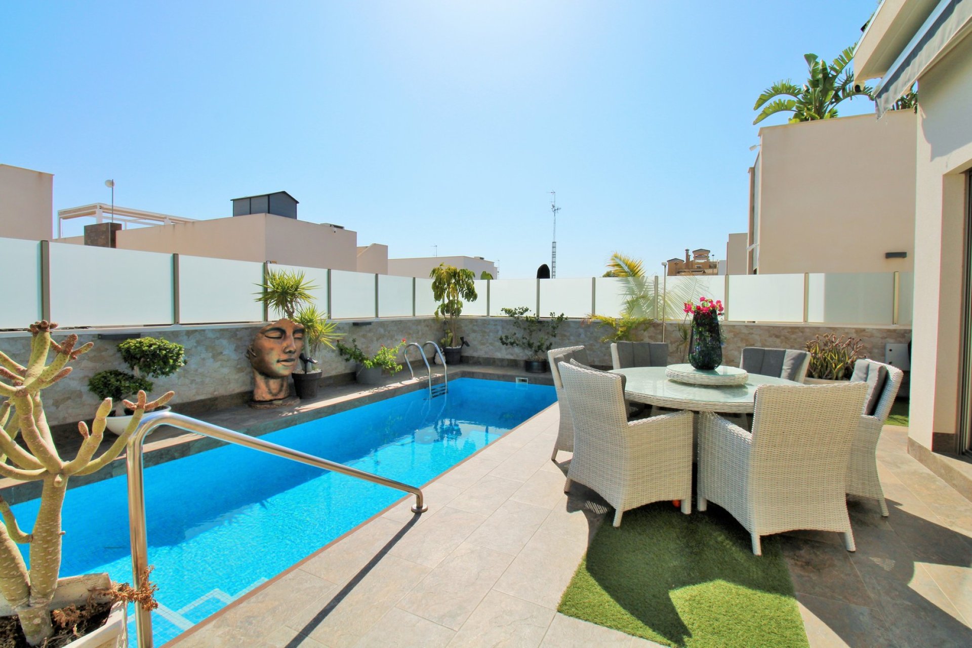 Resale - Villa -
Villamartín - Villamartin