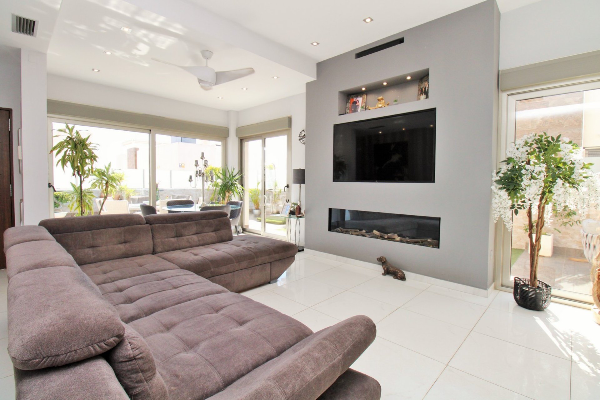 Resale - Villa -
Villamartín - Villamartin