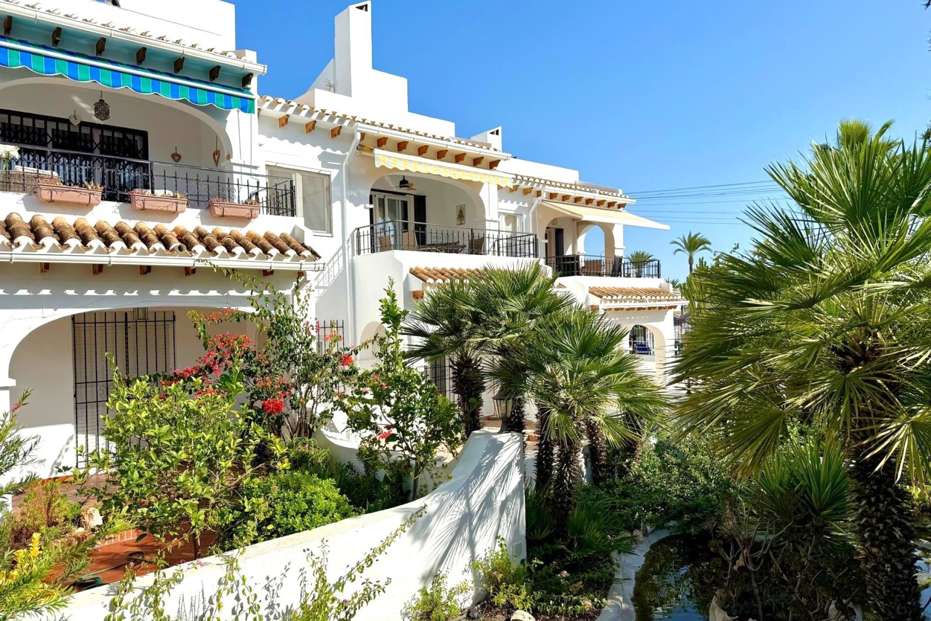 Resale - Villa -
Villamartín - Villamartin