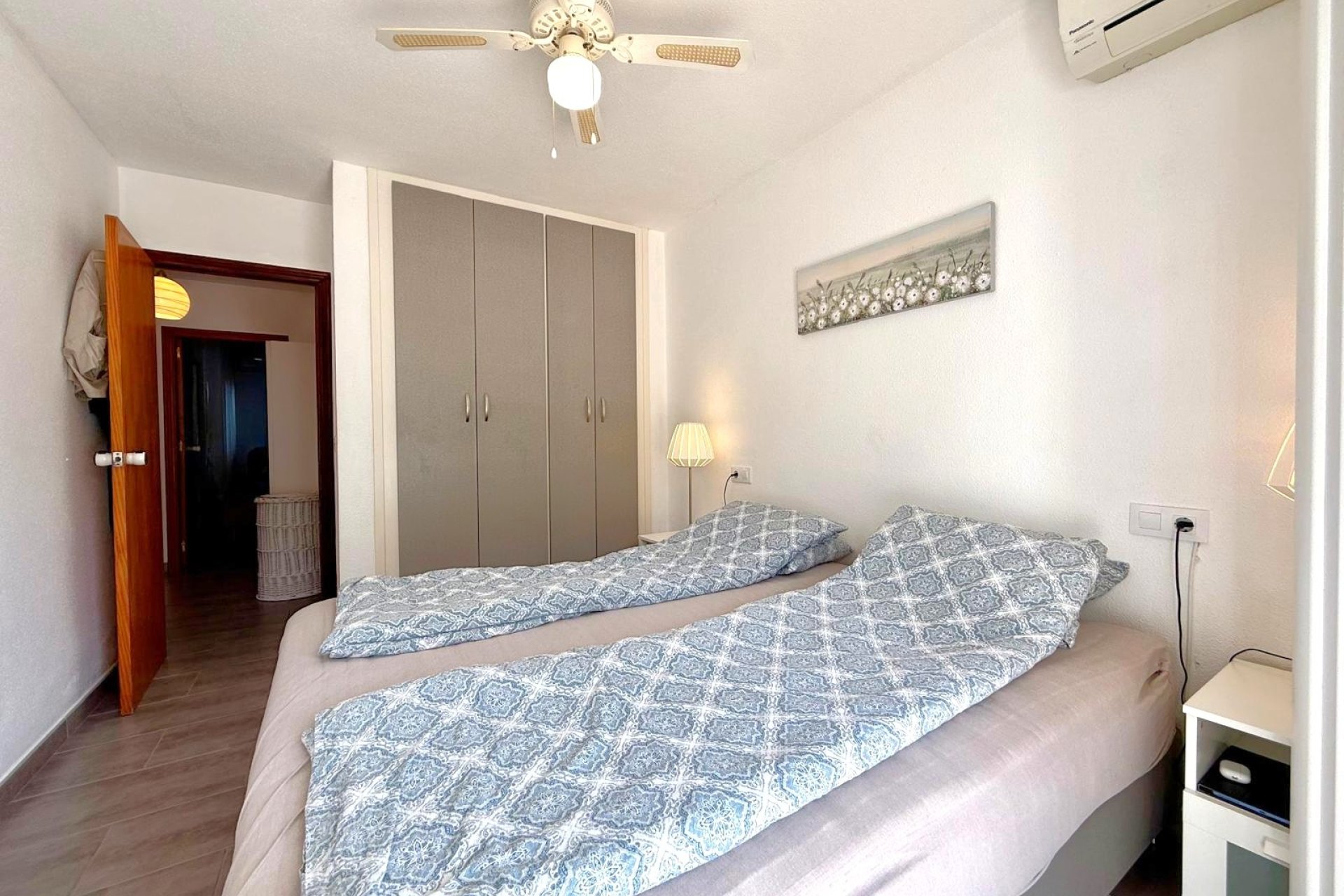 Resale - Villa -
Villamartín - Villamartin