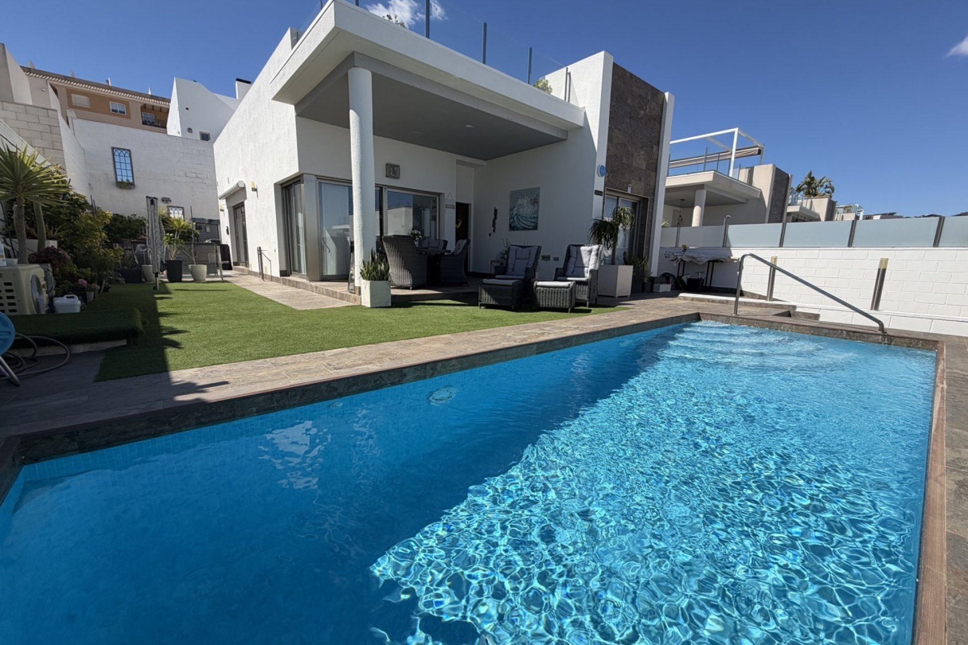 Resale - Villa -
Villamartín - Villamartin