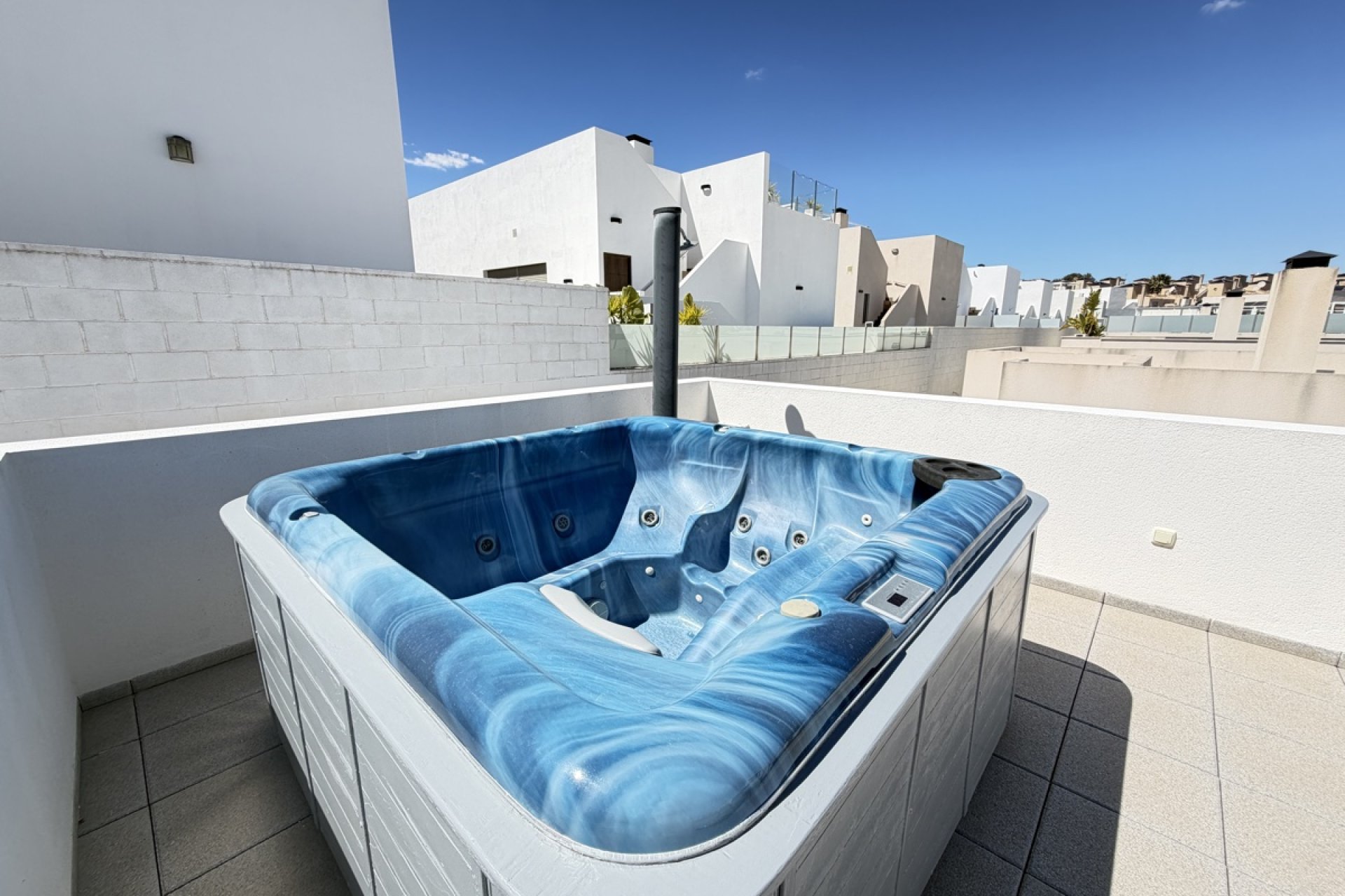 Resale - Villa -
Villamartín - Villamartin