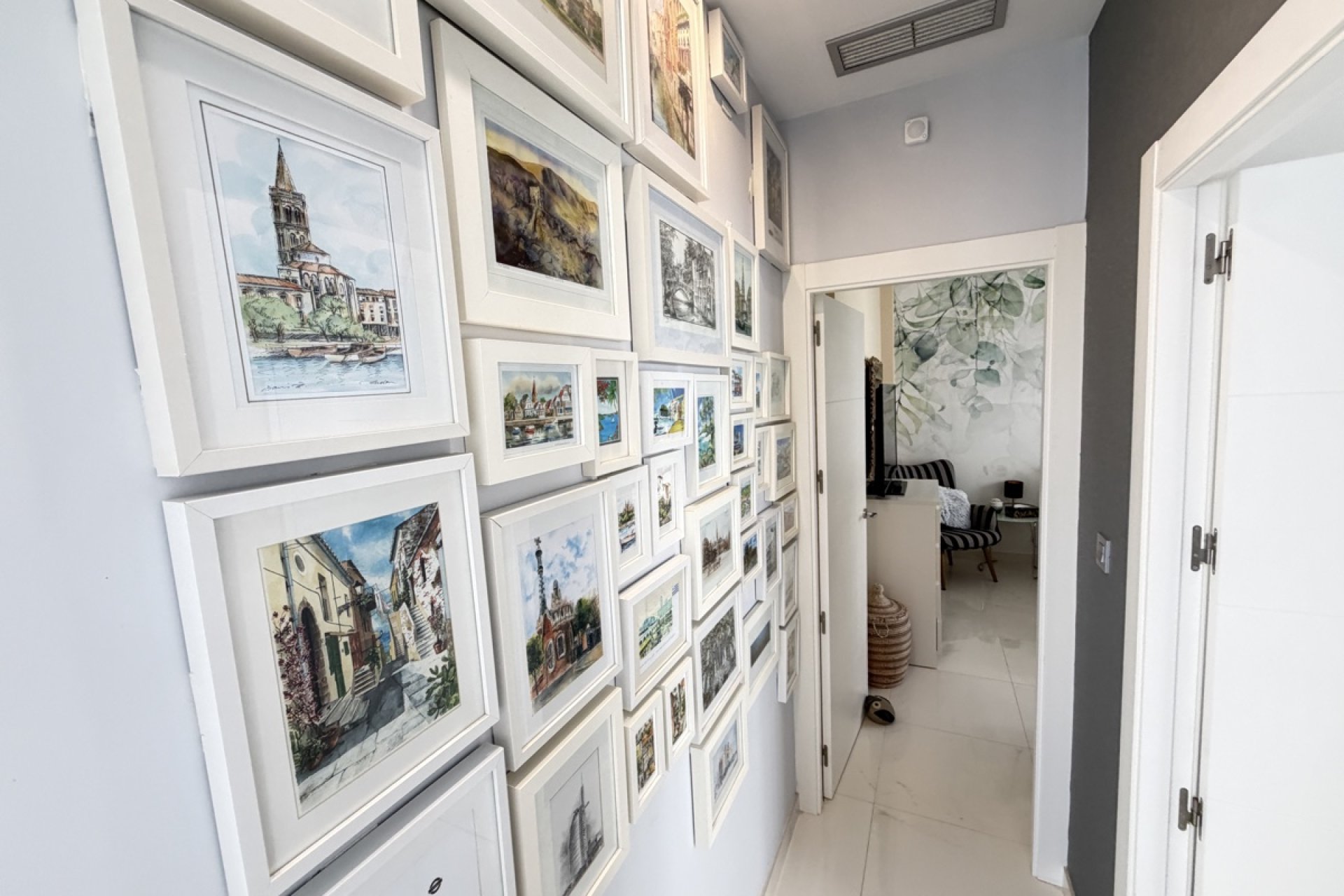 Resale - Villa -
Villamartín - Villamartin
