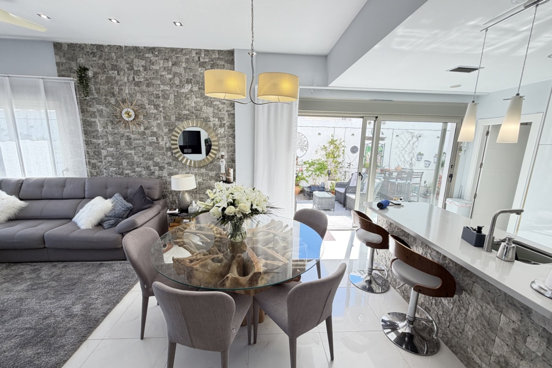 Resale - Villa -
Villamartín - Villamartin