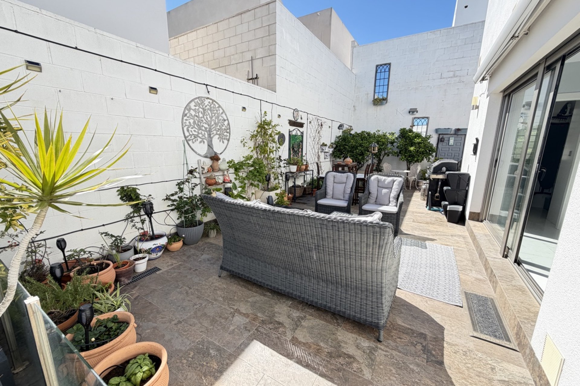 Resale - Villa -
Villamartín - Villamartin