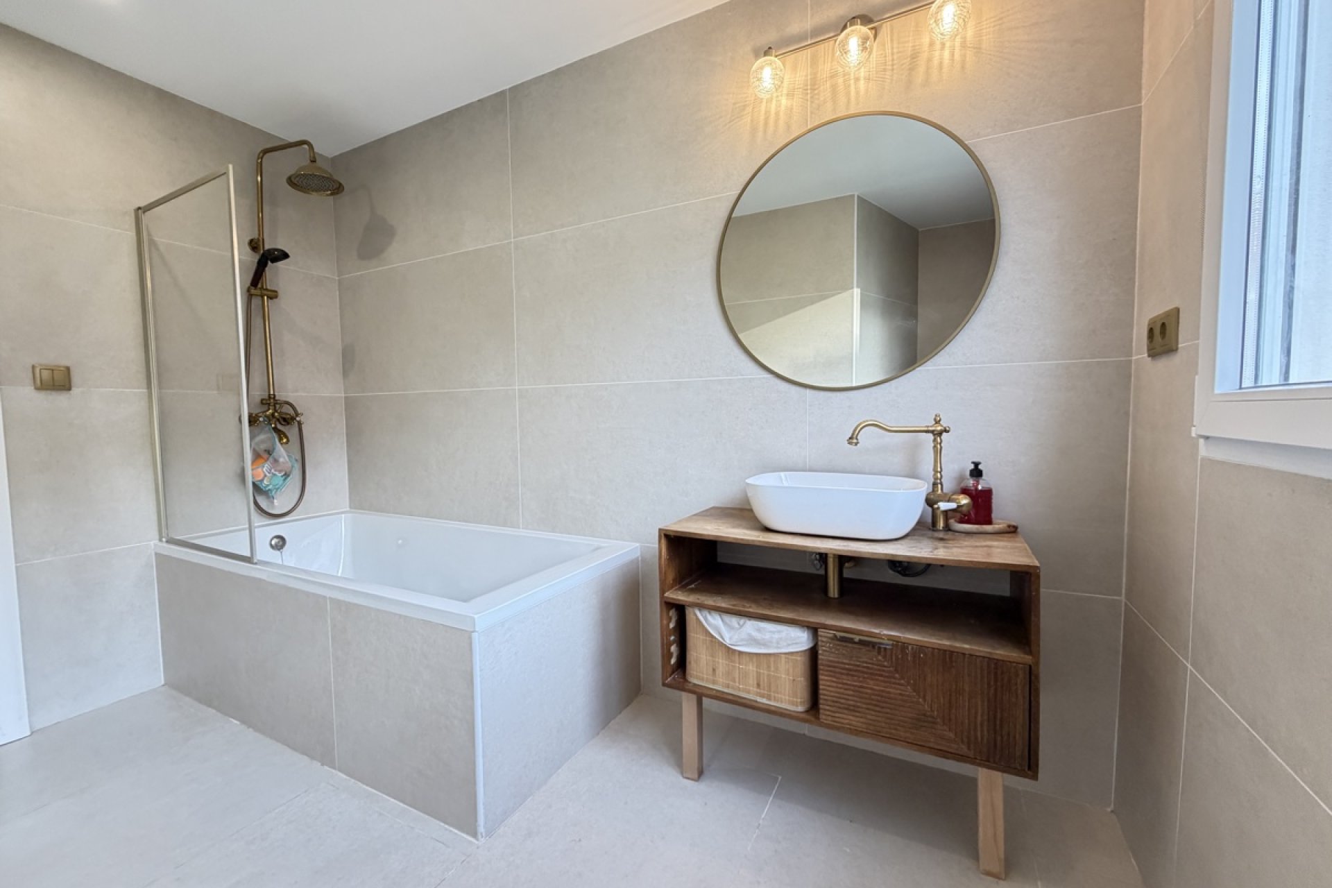Resale - Villa -
Villamartín - Villamartin