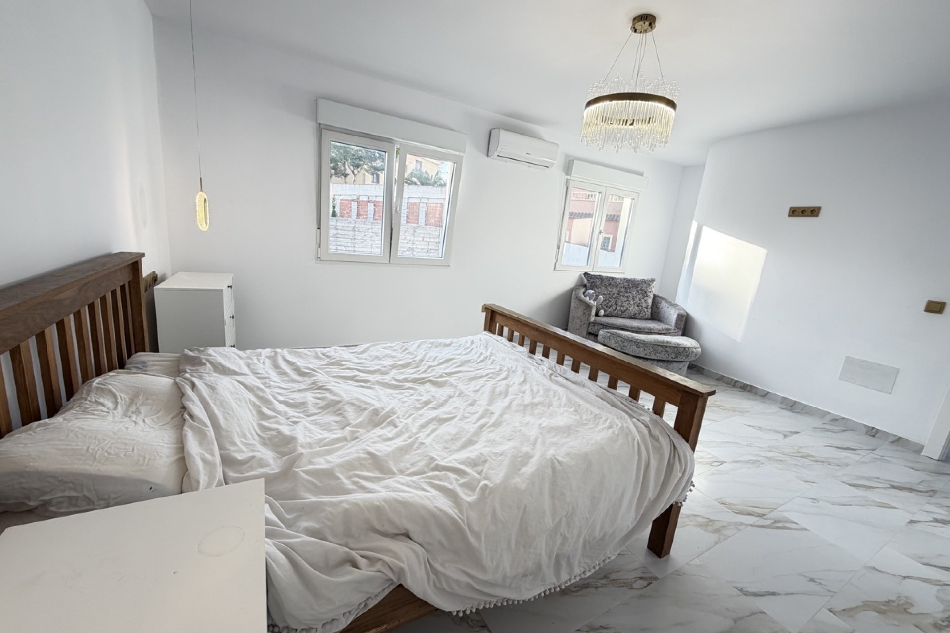 Resale - Villa -
Villamartín - Villamartin