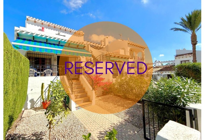 Resale - Villa -
Villamartin