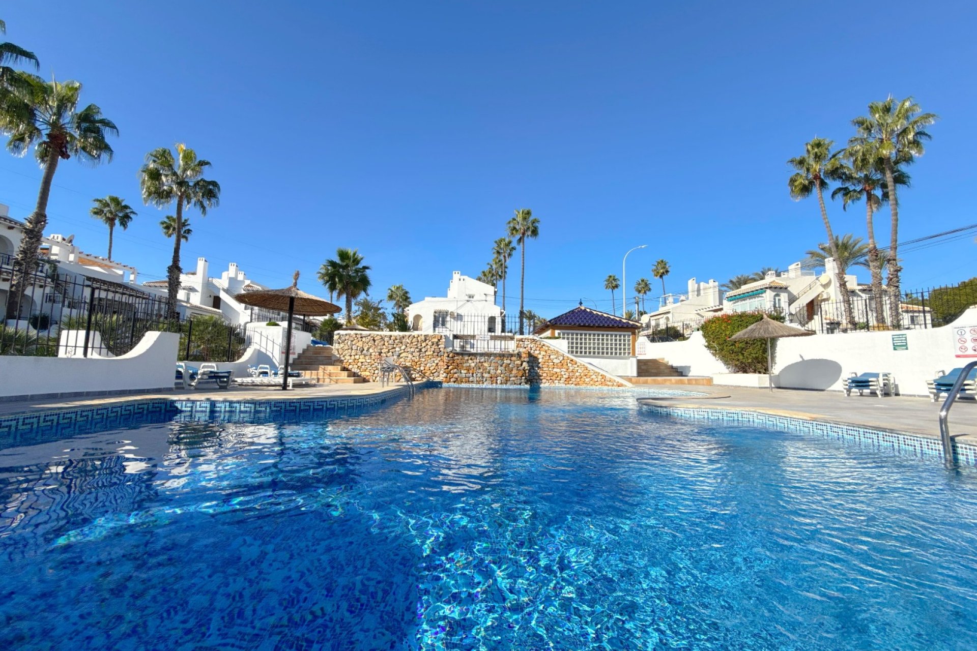 Resale - Villa -
Villamartin