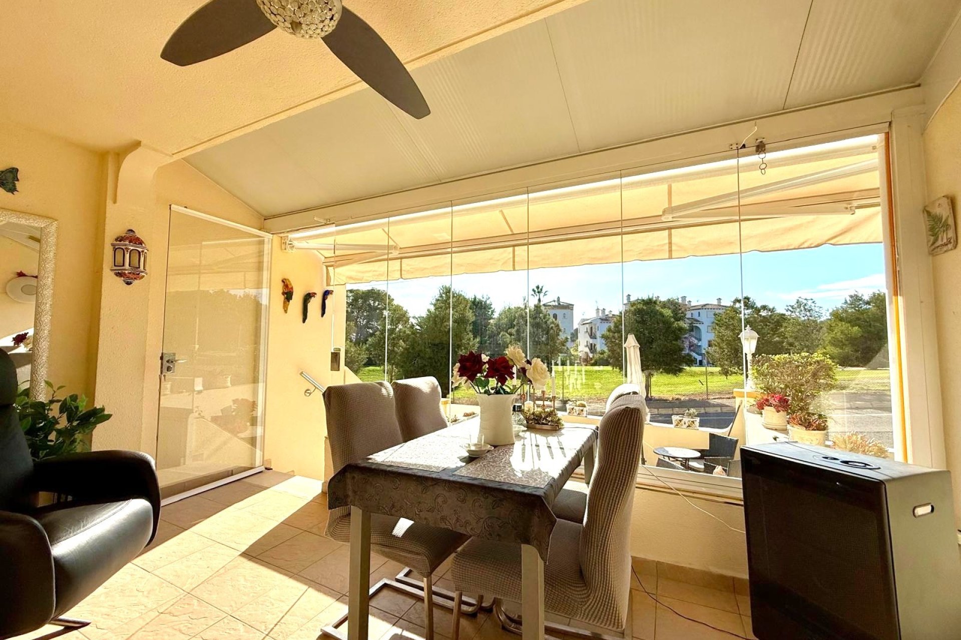 Resale - Villa -
Villamartin