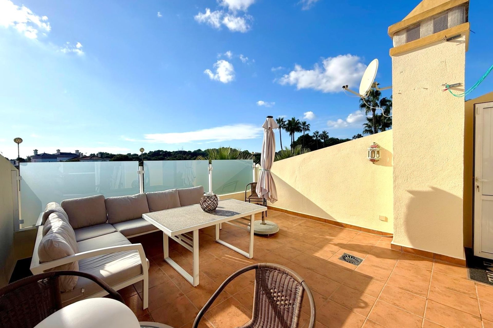 Resale - Villa -
Villamartin