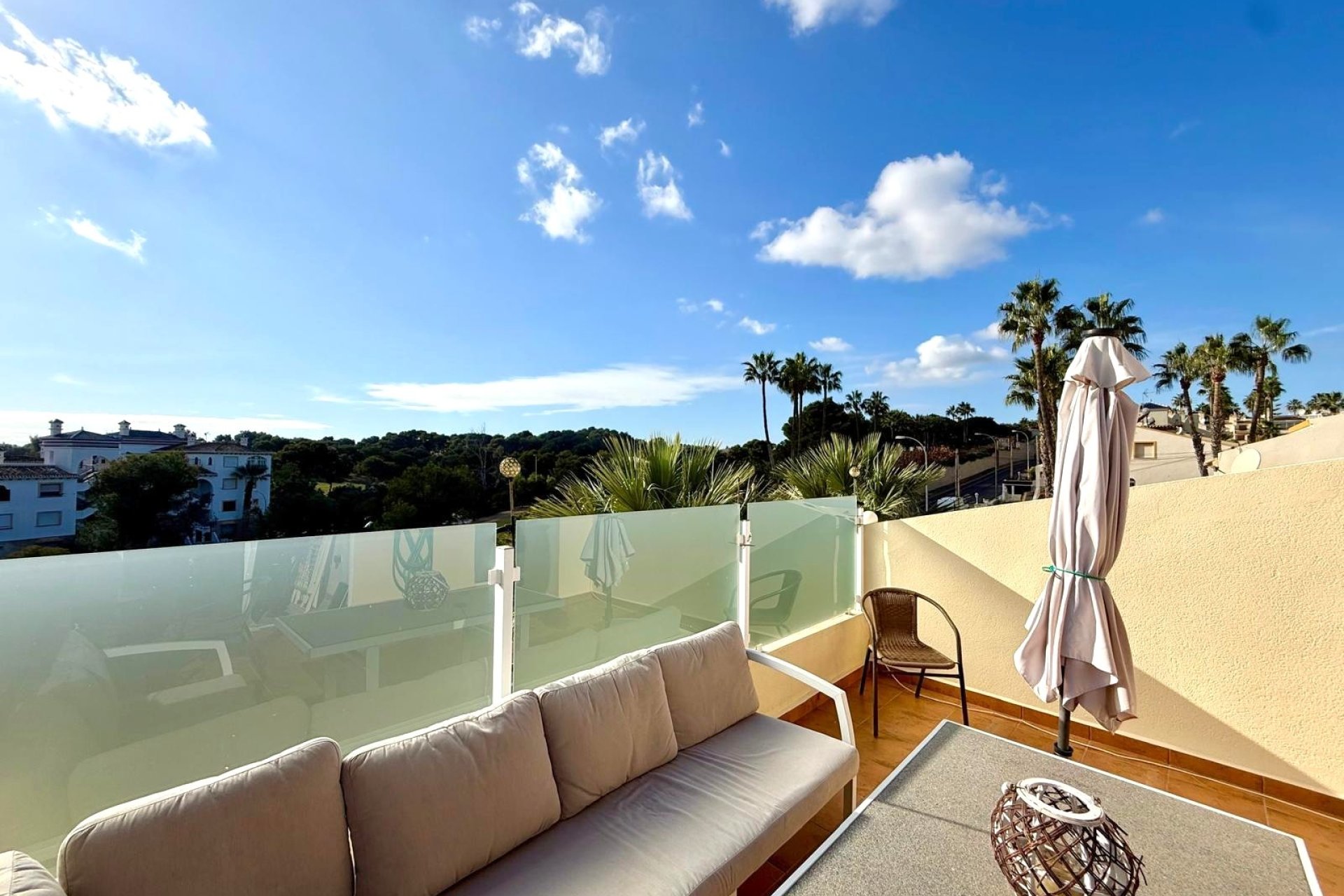 Resale - Villa -
Villamartin