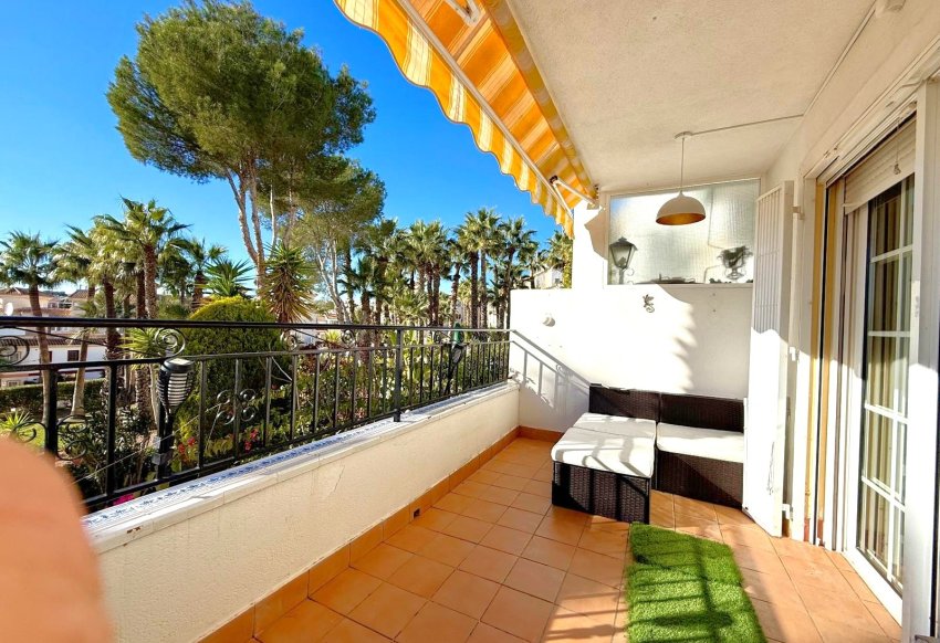 Resale - Villa -
Villamartin