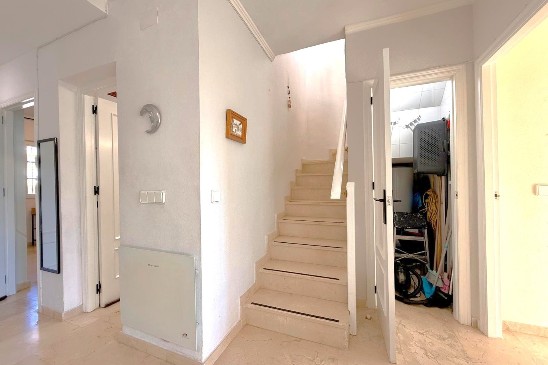 Resale - Villa -
Villamartin