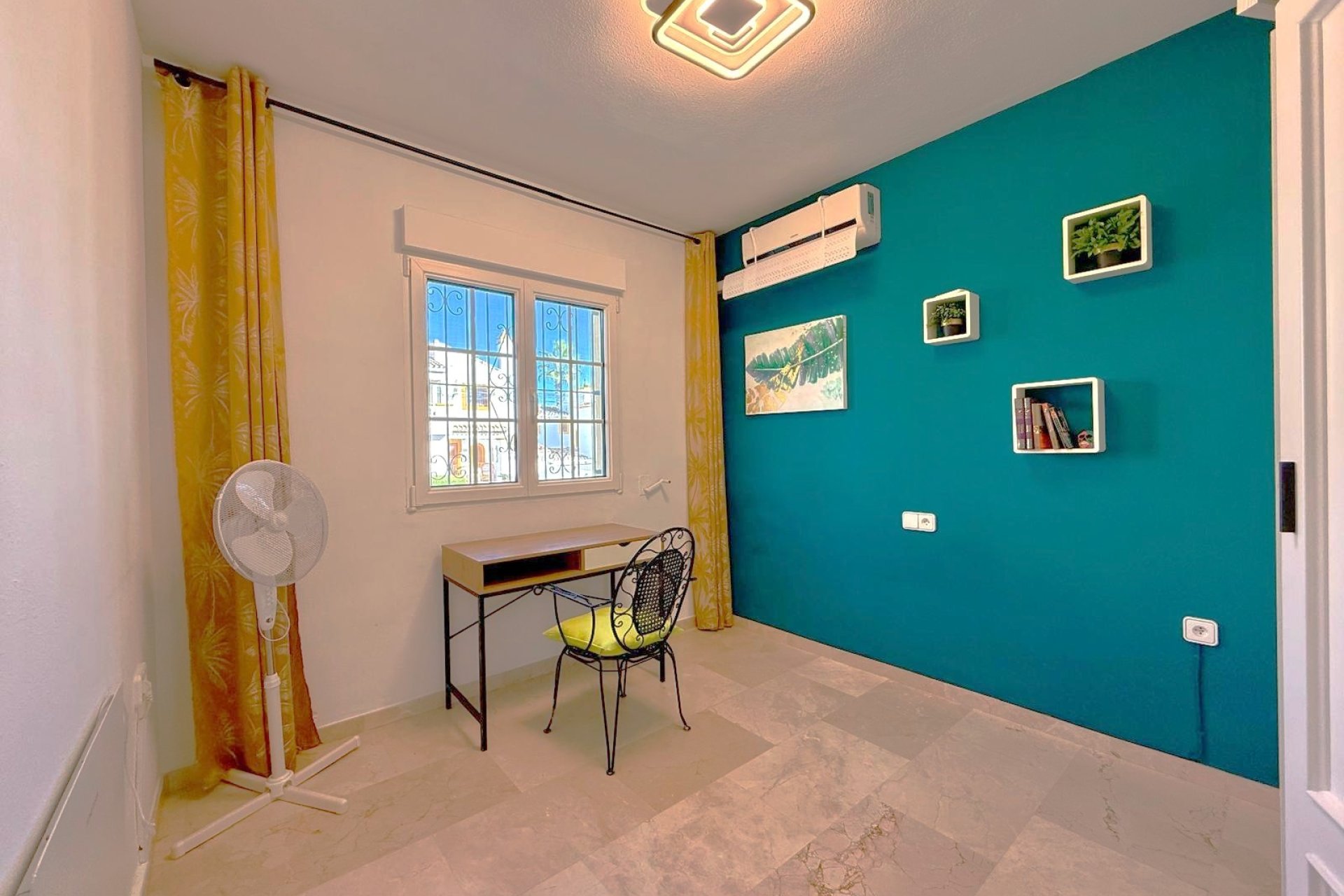 Resale - Villa -
Villamartin