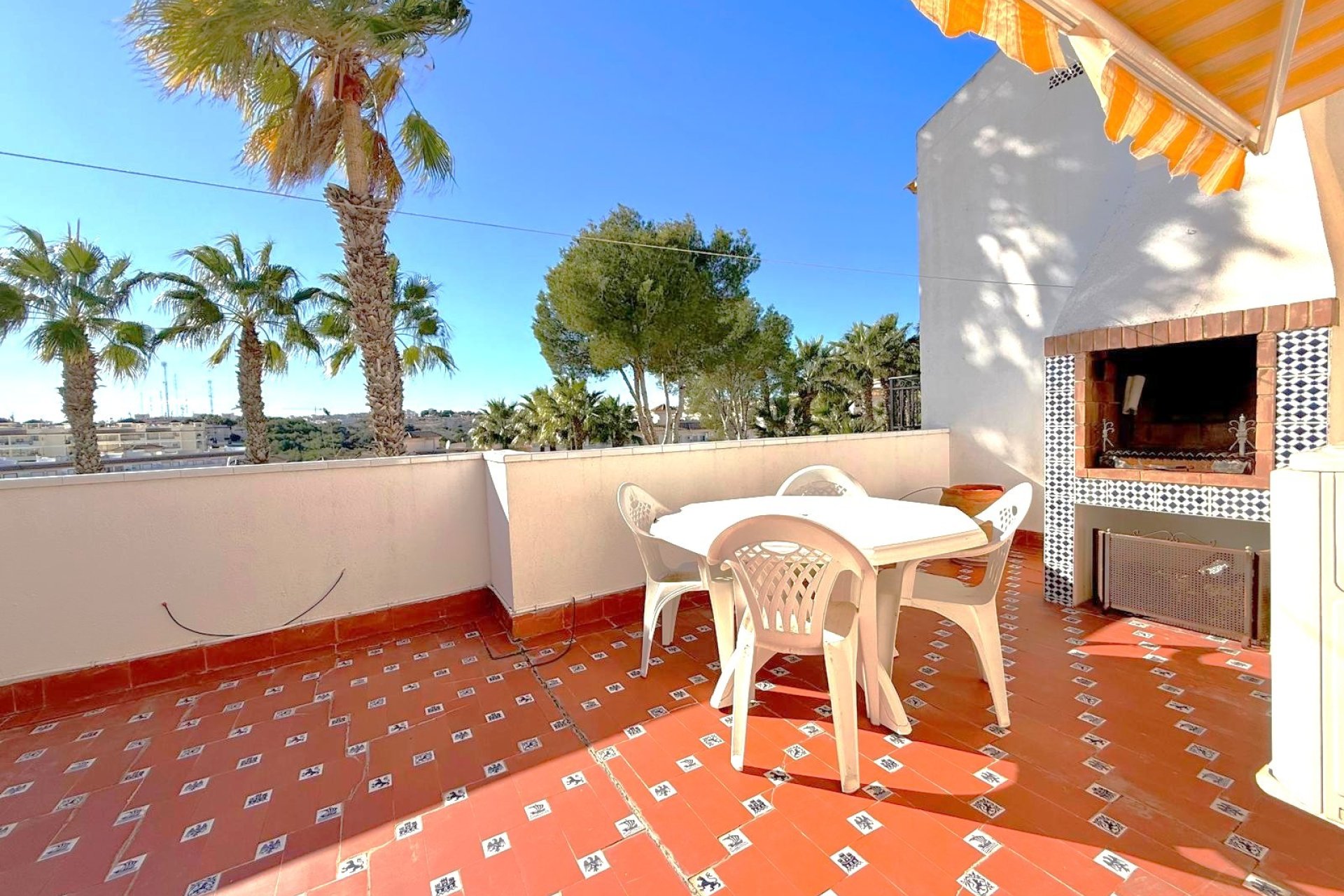 Resale - Villa -
Villamartin