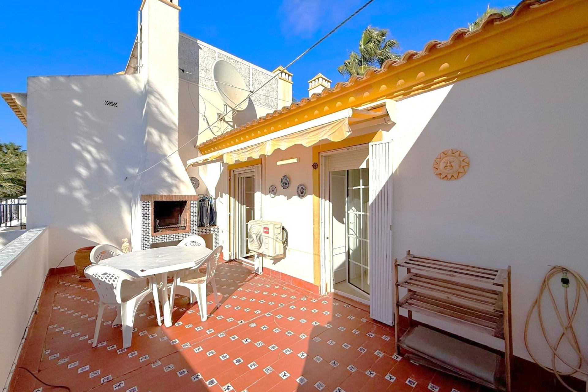 Resale - Villa -
Villamartin